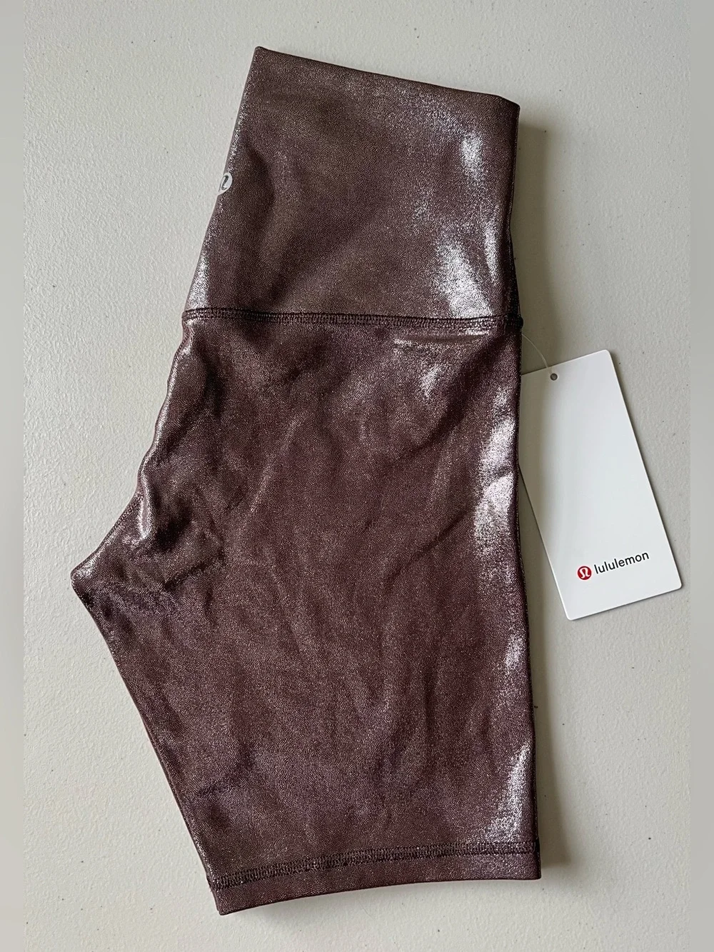 NWT Lululemon Align 8” Shine French Press Sz 6